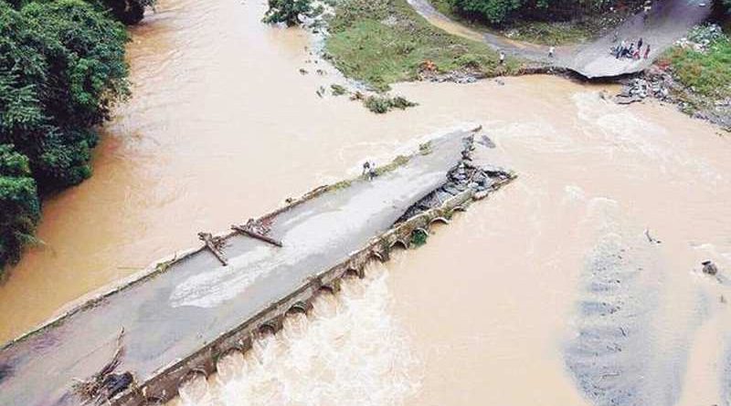 lluvias rompen puente