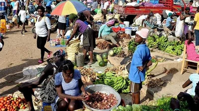 mercado elias piña